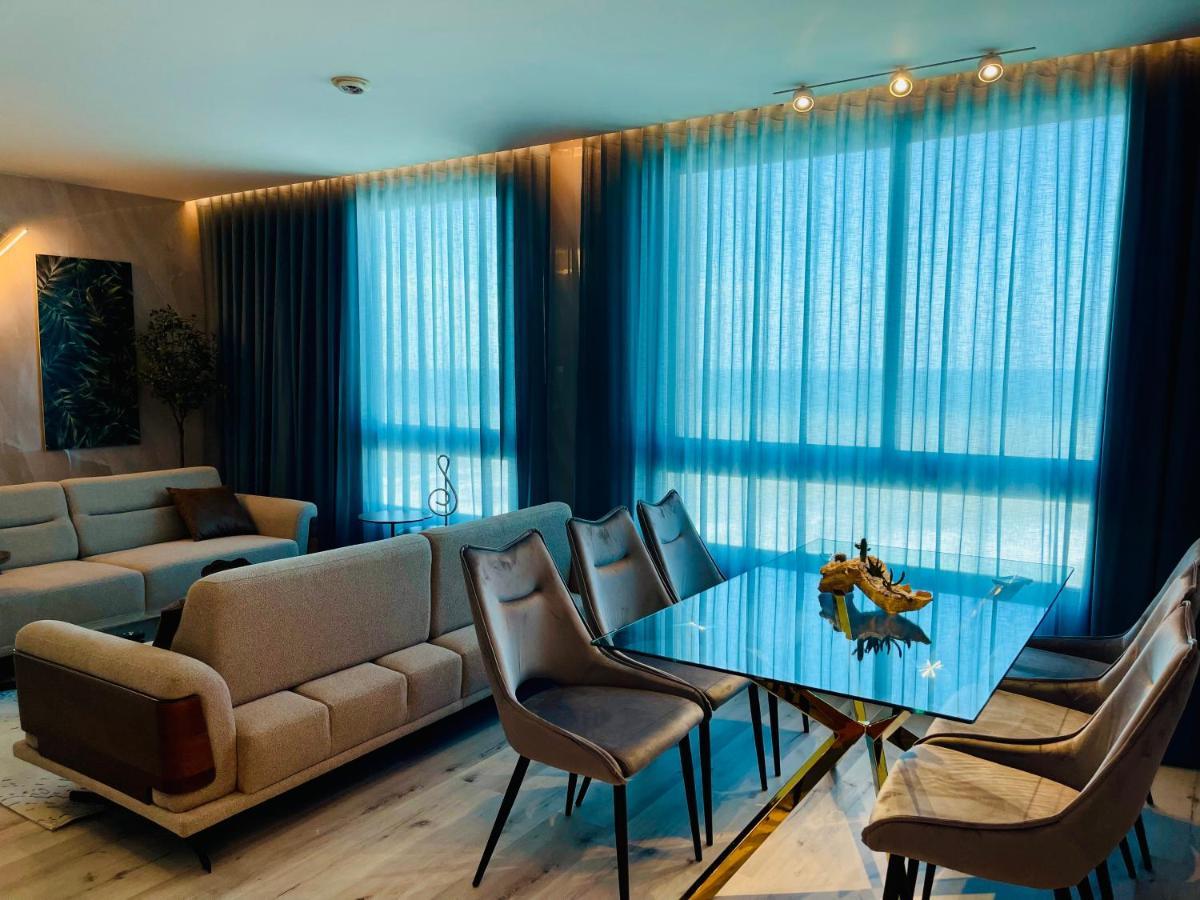 C Tower Apartments Нетанья Екстер'єр фото