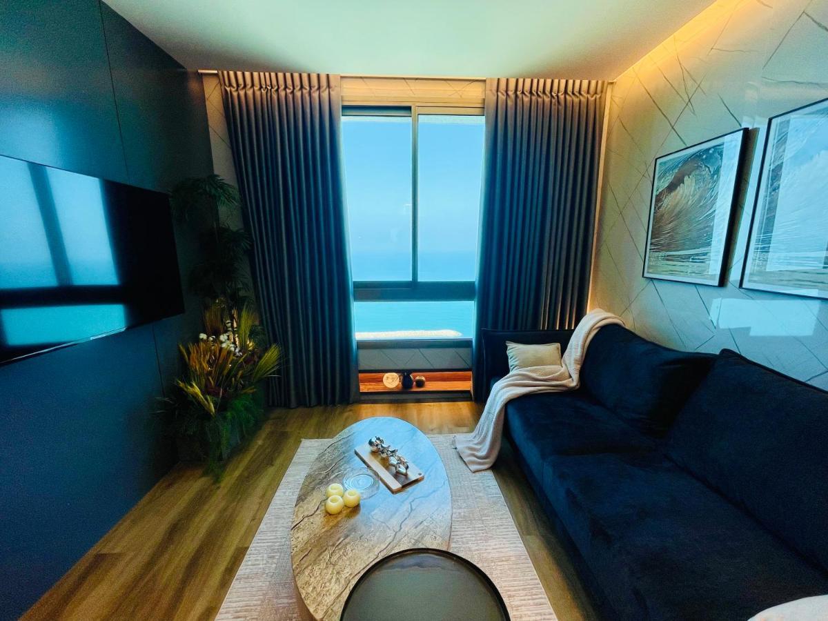 C Tower Apartments Нетанья Екстер'єр фото